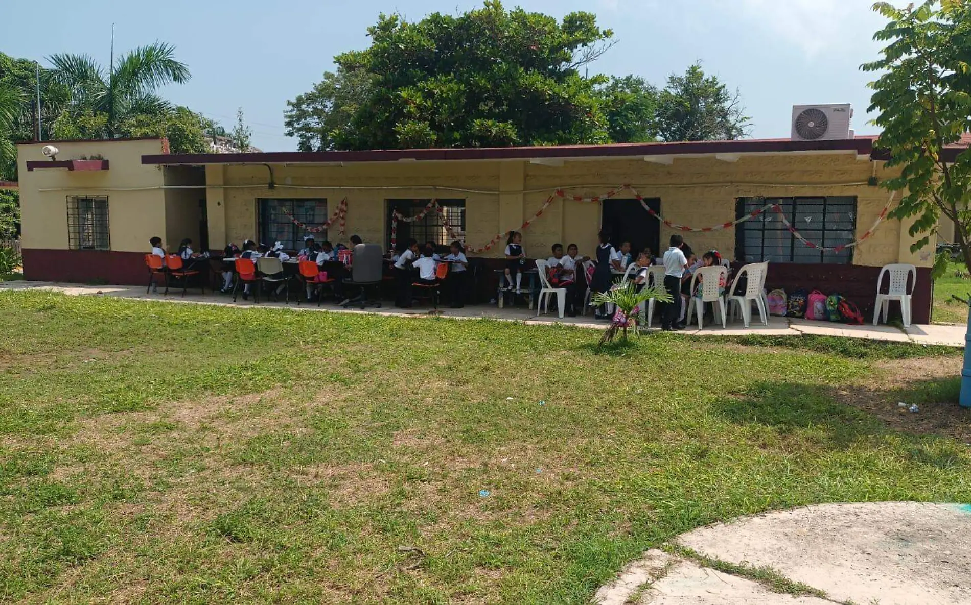 CFE corta la luz y aplica millonaria multa a escuela primaria de Altamira Miguel Díaz (3)